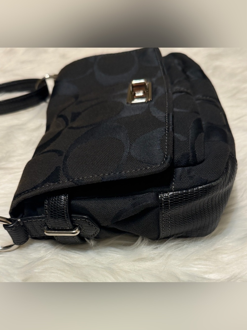 Coach Chelsea Flap Black Signature Turn Lock Shoulder Bag Silver Hardware F17798 - Picture 4 of 11